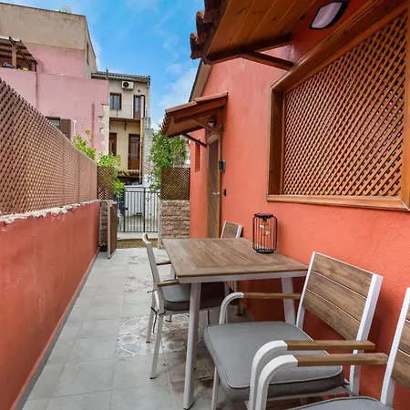 Serenity Maisonette And In The Heart Of Chania Hanya